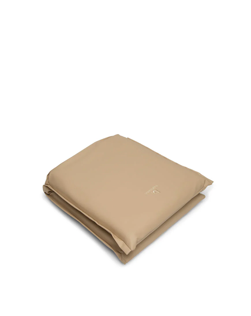 vegan floor chair - Image 5